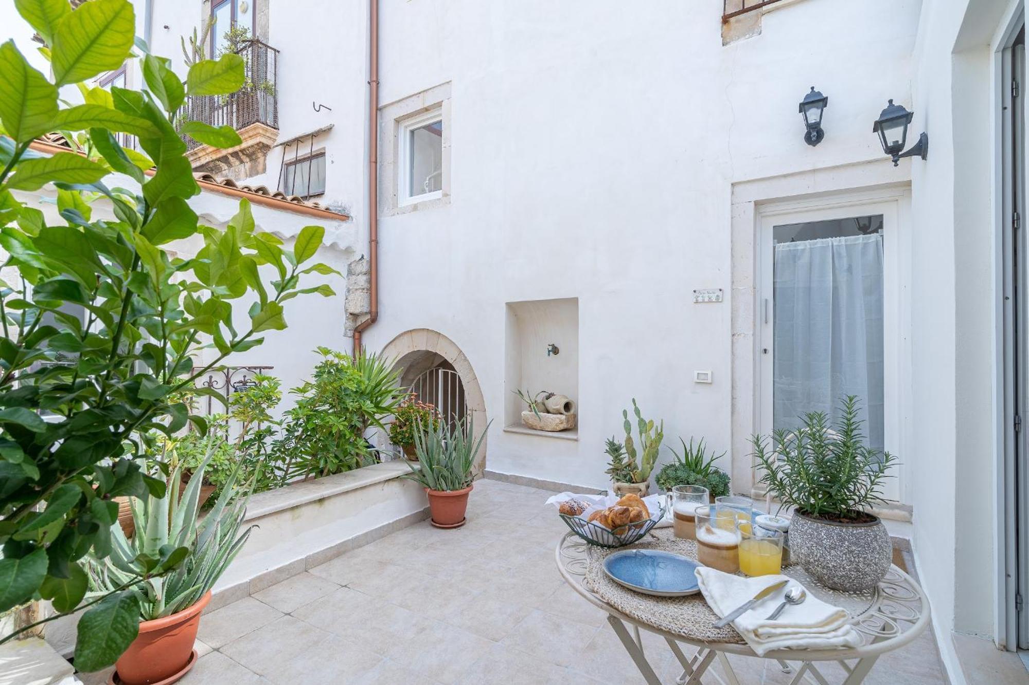 Ortigia Lifestyle 4 Seasons Villa Syracuse Eksteriør bilde